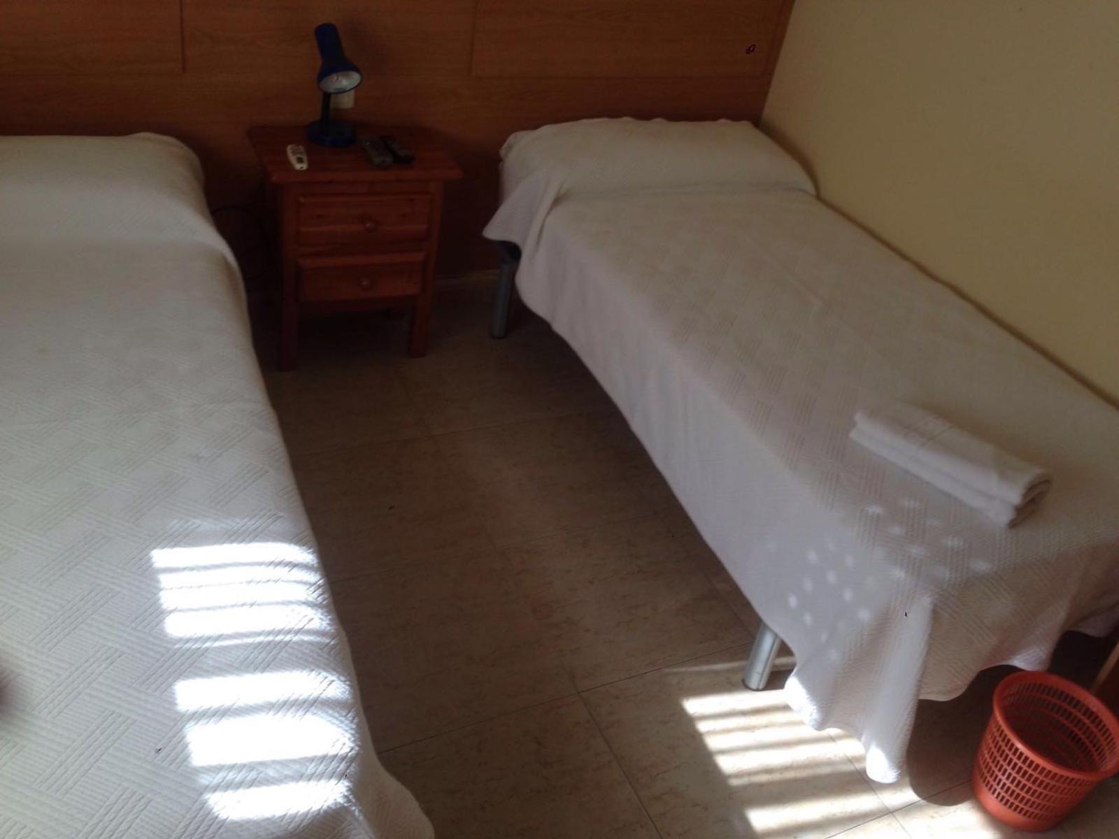 Hostal Jose Luis Brunete Extérieur photo