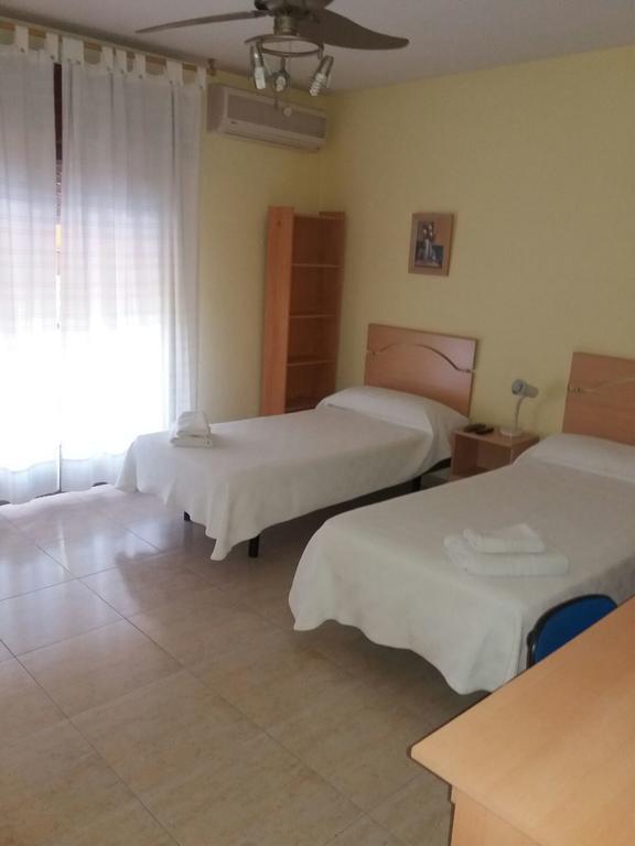 Hostal Jose Luis Brunete Extérieur photo