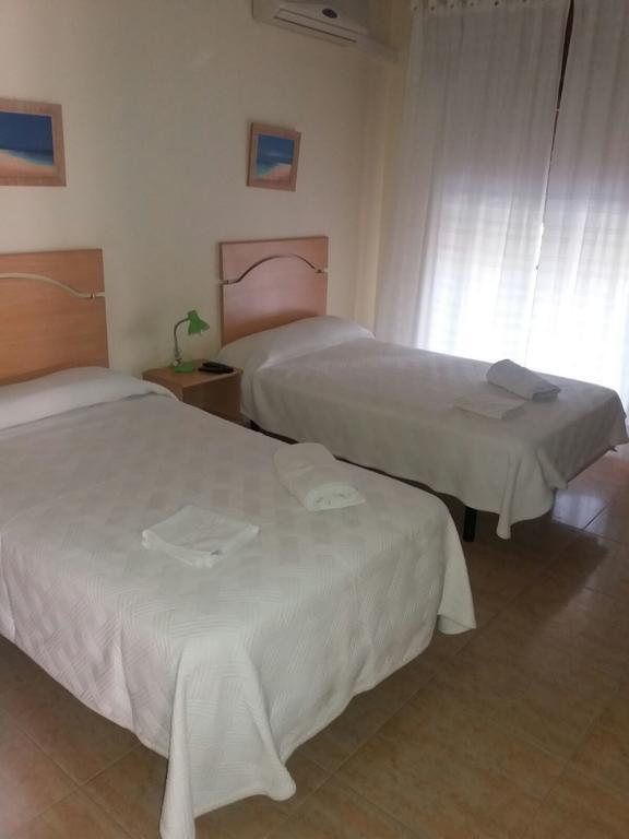 Hostal Jose Luis Brunete Extérieur photo